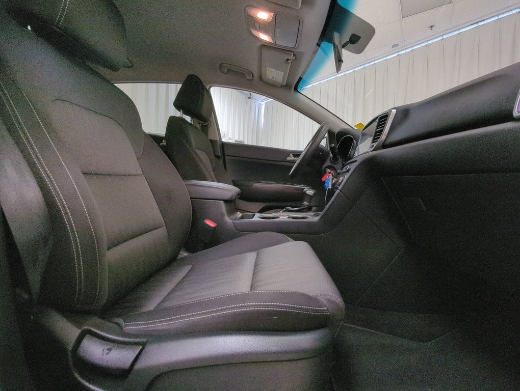 2020 Kia Sportage LX in Dartmouth, Nova Scotia - 23 - w1024h768px