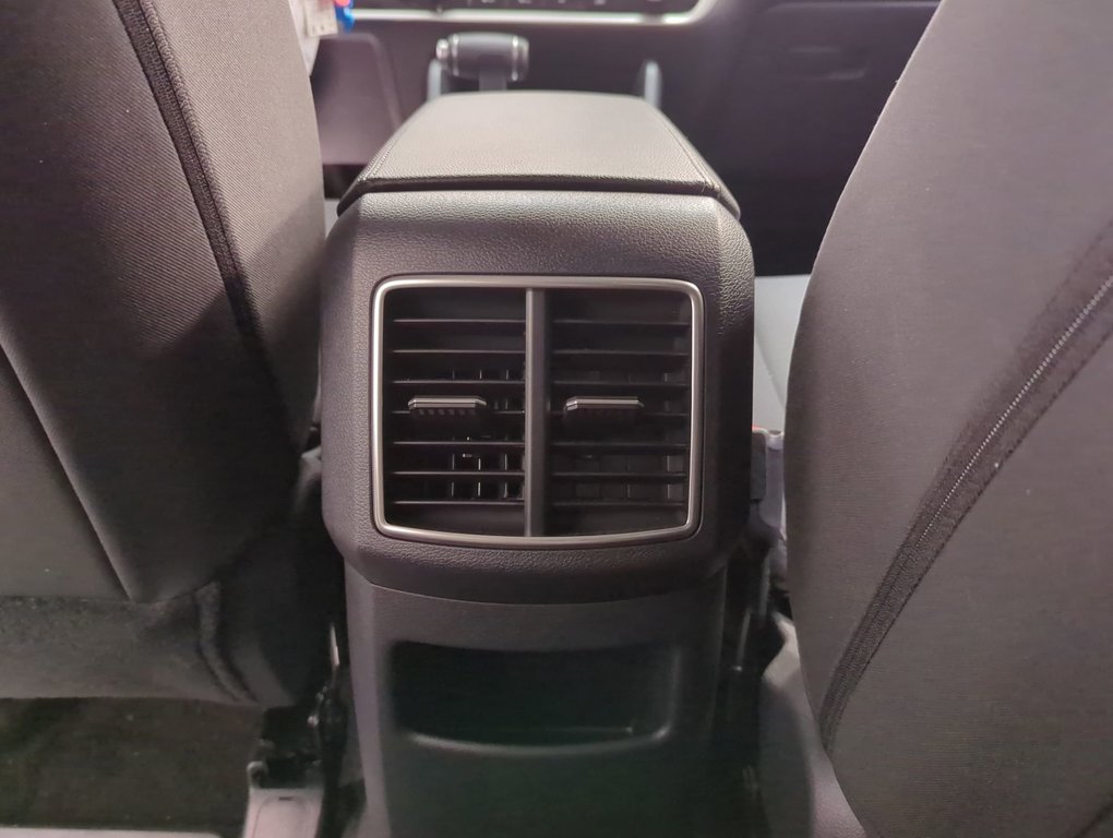 2024 Kia Sportage LX in Dartmouth, Nova Scotia - 20 - w1024h768px