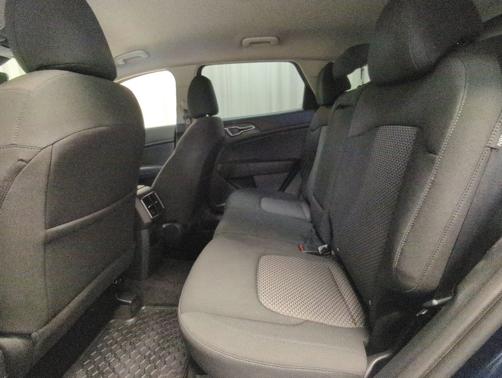2024 Kia Sportage LX in Dartmouth, Nova Scotia - 21 - w1024h768px