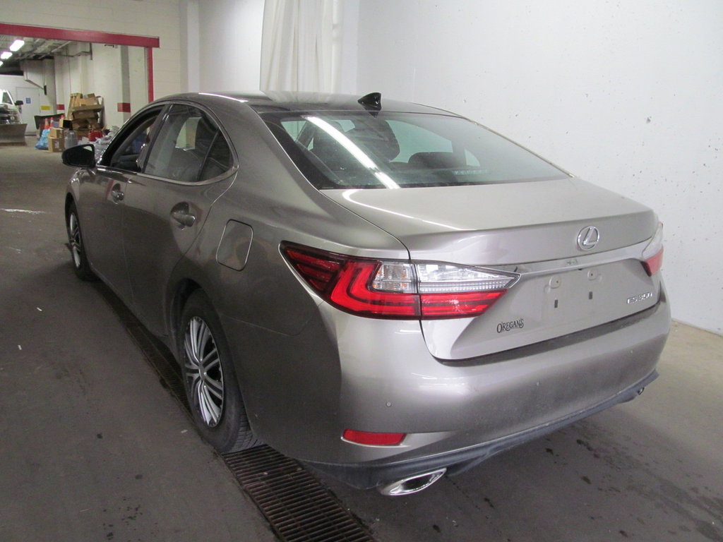 2016  ES 350 BASE in Dartmouth, Nova Scotia - 2 - w1024h768px