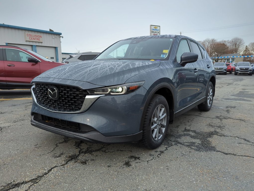 2023 Mazda CX-5 GS AWD *GM Certified* in Dartmouth, Nova Scotia - 4 - w1024h768px