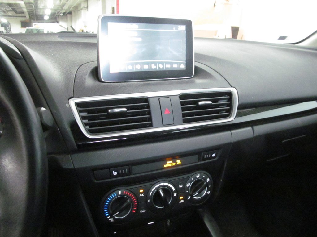 2015 Mazda 3 GS in Dartmouth, Nova Scotia - 5 - w1024h768px