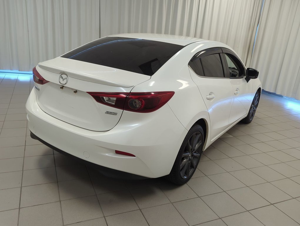 2018 Mazda 3 GT in Dartmouth, Nova Scotia - 8 - w1024h768px