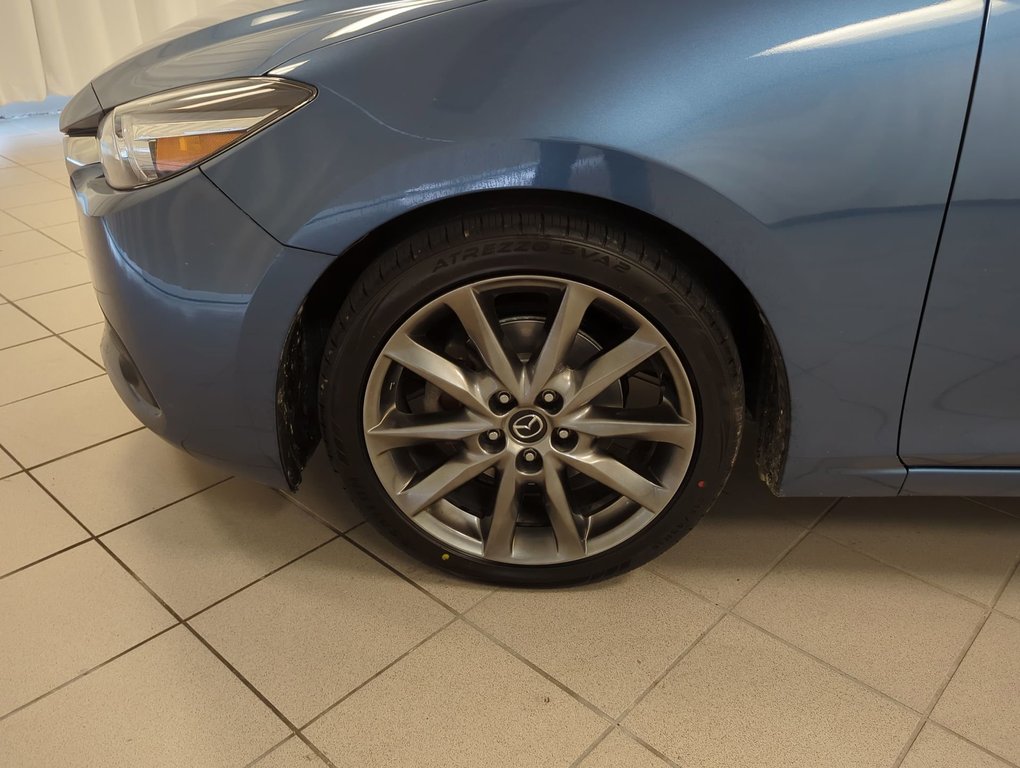 2018 Mazda 3 GT in Dartmouth, Nova Scotia - 10 - w1024h768px