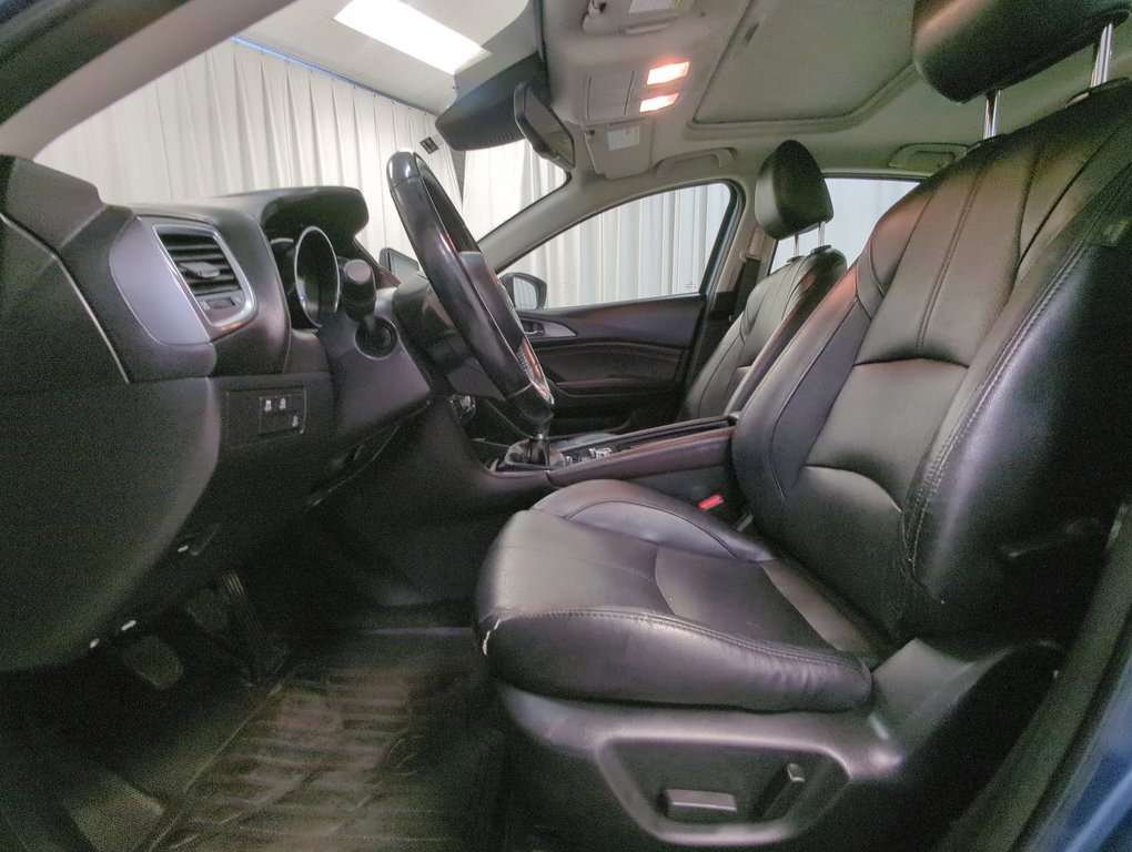 2018 Mazda 3 GT in Dartmouth, Nova Scotia - 11 - w1024h768px