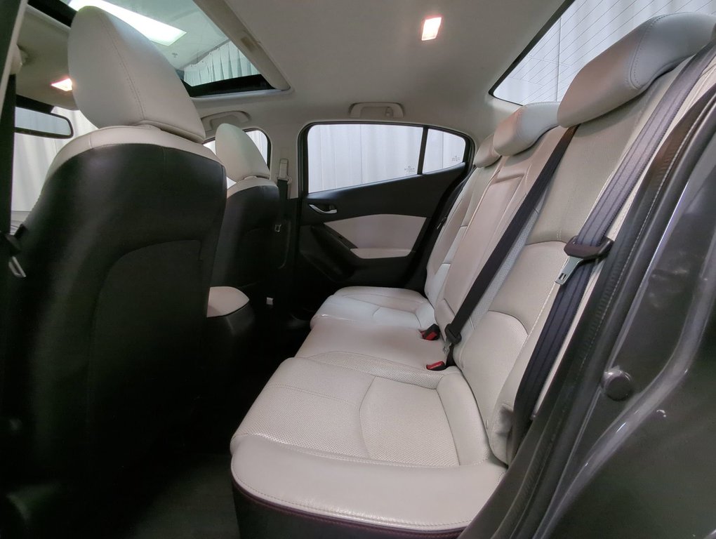 2018 Mazda 3 GT in Dartmouth, Nova Scotia - 22 - w1024h768px
