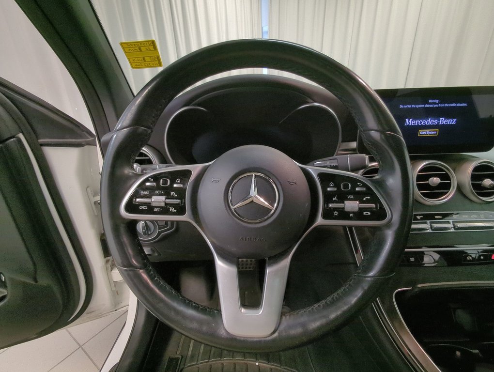2022 Mercedes-Benz GLC 300 in Dartmouth, Nova Scotia - 14 - w1024h768px