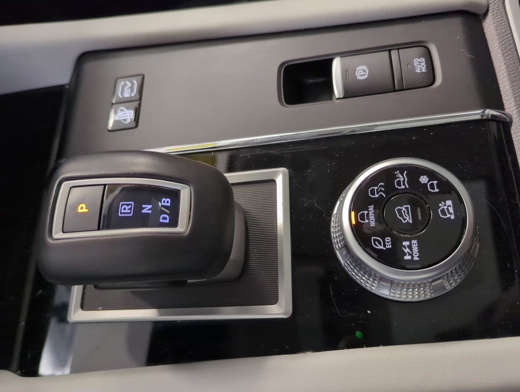 2024 Mitsubishi Outlander Plug-In Hybrid SEL in Dartmouth, Nova Scotia - 20 - w1024h768px