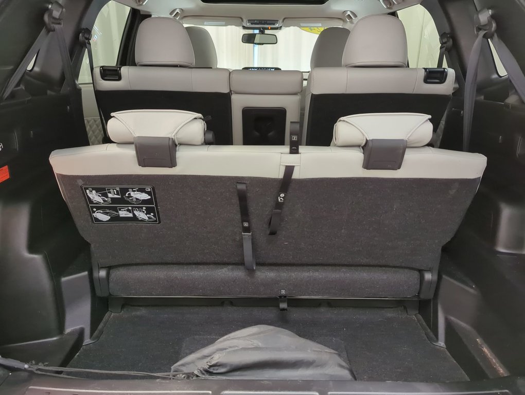 2024 Mitsubishi Outlander Plug-In Hybrid SEL in Dartmouth, Nova Scotia - 24 - w1024h768px