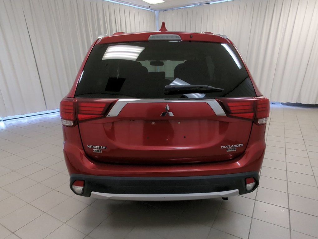 2017 Mitsubishi Outlander ES in Dartmouth, Nova Scotia - 7 - w1024h768px