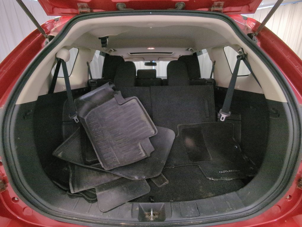 2017 Mitsubishi Outlander ES in Dartmouth, Nova Scotia - 23 - w1024h768px