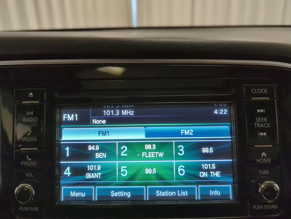 2017 Mitsubishi Outlander ES in Dartmouth, Nova Scotia - 16 - w1024h768px