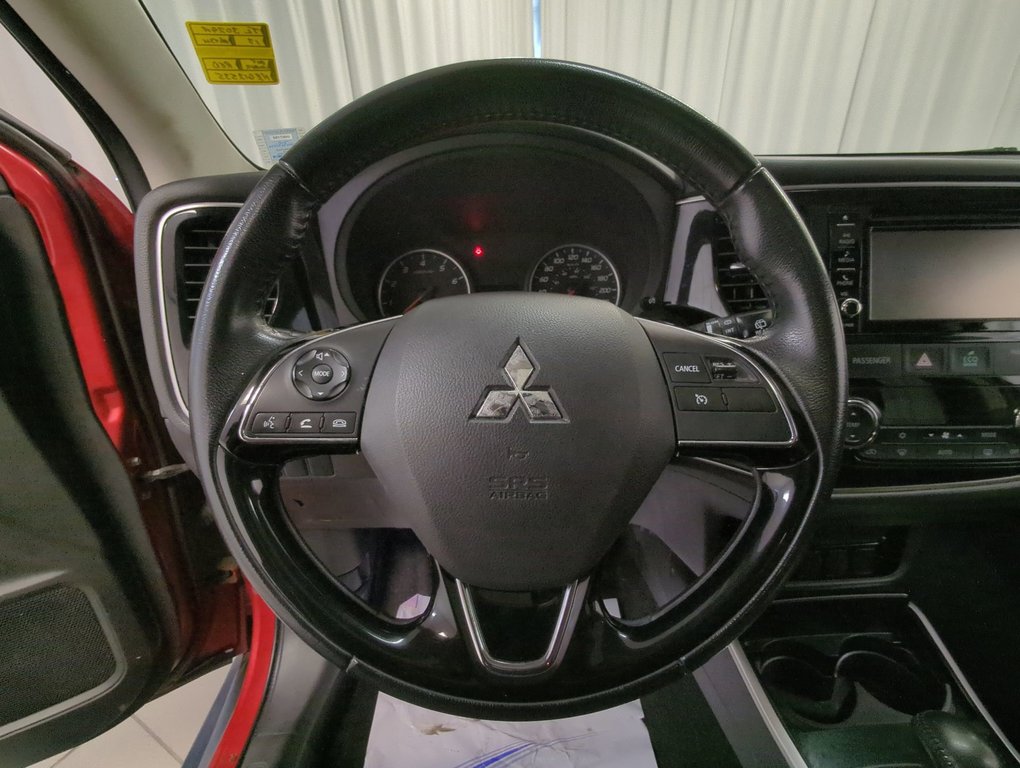 2017 Mitsubishi Outlander ES in Dartmouth, Nova Scotia - 14 - w1024h768px
