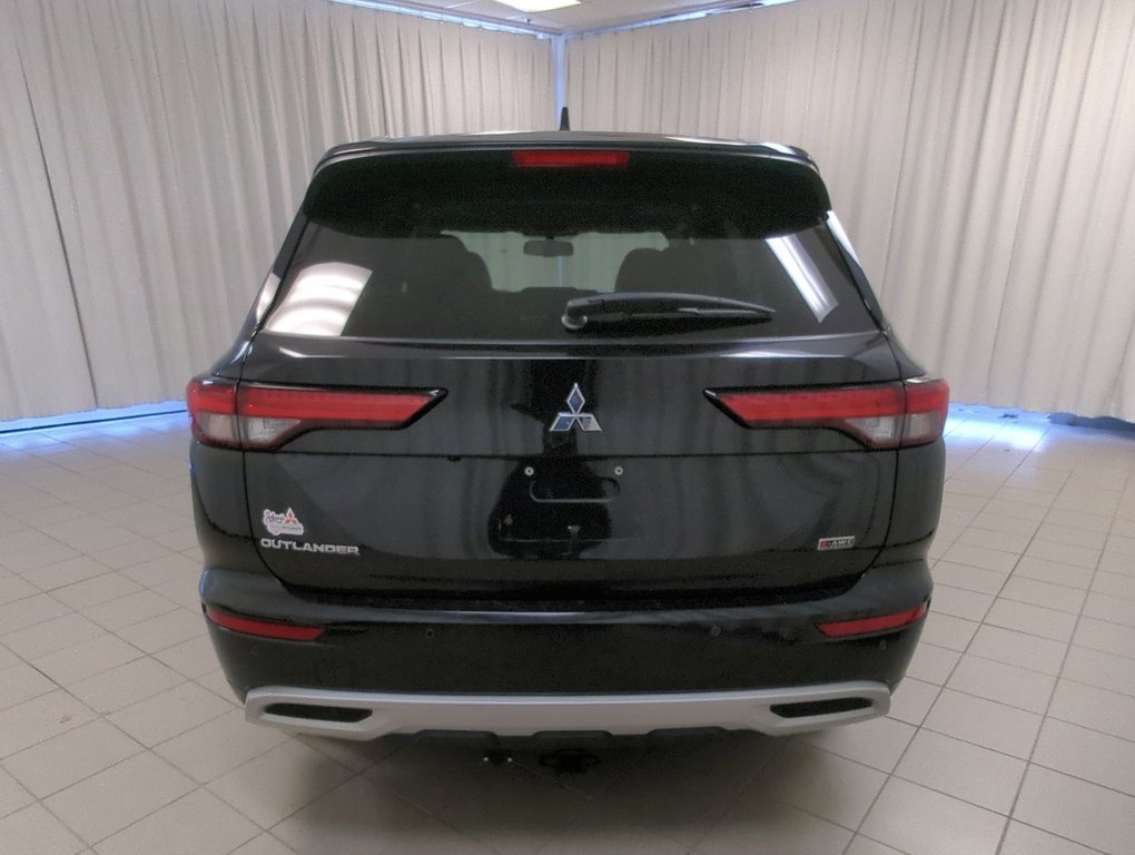 2022 Mitsubishi Outlander GT Premium in Dartmouth, Nova Scotia - 7 - w1024h768px