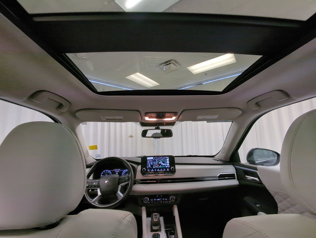 2022 Mitsubishi Outlander GT Premium in Dartmouth, Nova Scotia - 22 - w1024h768px
