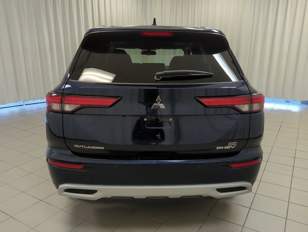 2024 Mitsubishi Outlander GT in Dartmouth, Nova Scotia - 7 - w1024h768px