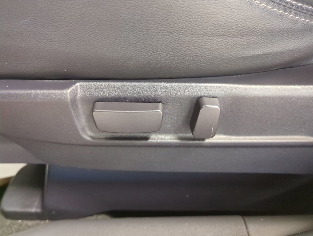 2022 Mitsubishi RVR SEL in Dartmouth, Nova Scotia - 12 - w1024h768px