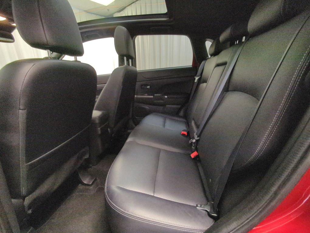 2022 Mitsubishi RVR SEL in Dartmouth, Nova Scotia - 22 - w1024h768px