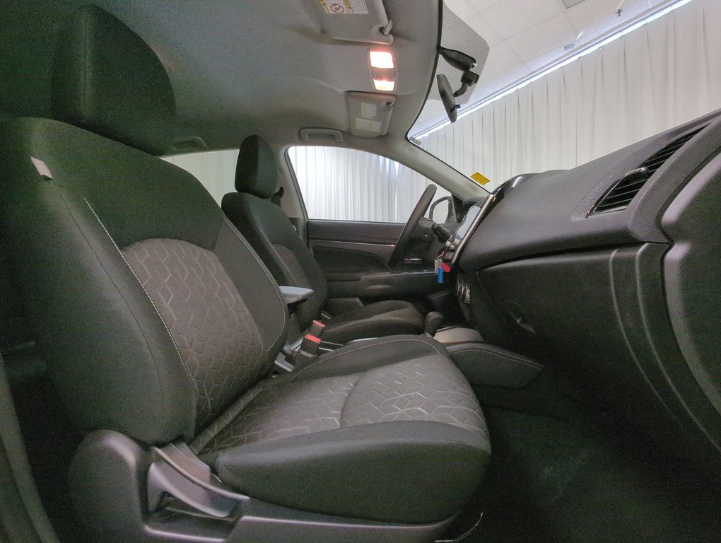 2023 Mitsubishi RVR GT in Dartmouth, Nova Scotia - 23 - w1024h768px