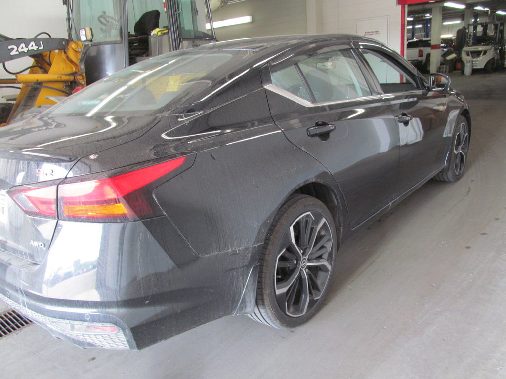 2023 Nissan Altima SR in Dartmouth, Nova Scotia - 4 - w1024h768px