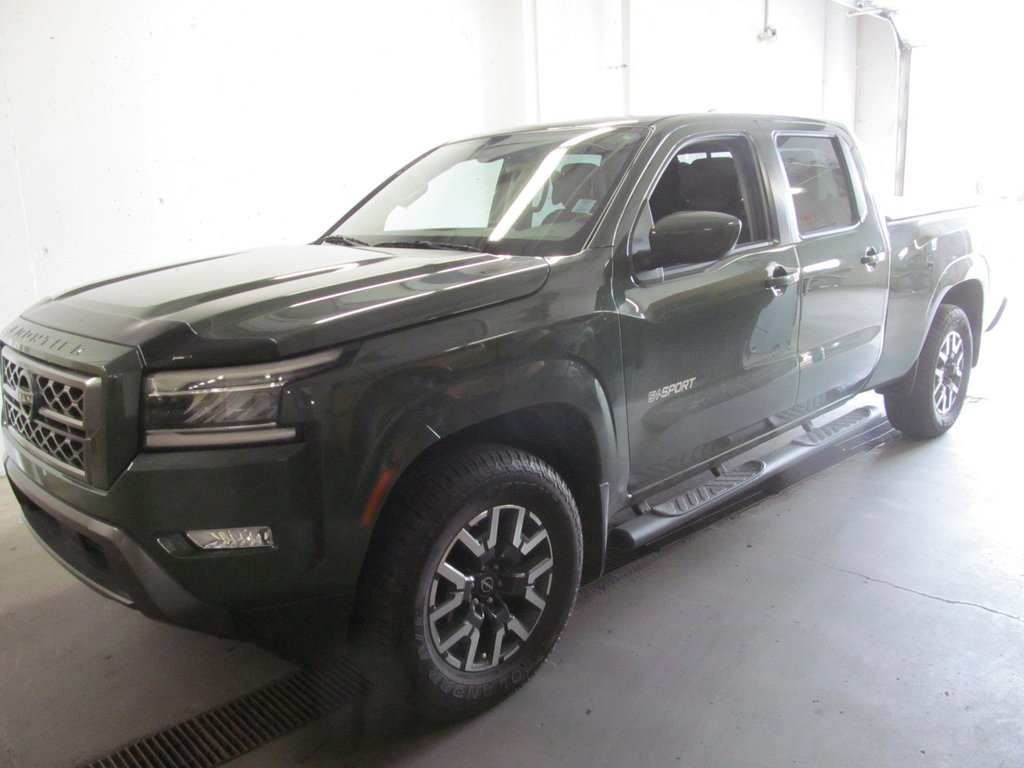 2022 Nissan Frontier SV in Dartmouth, Nova Scotia - 2 - w1024h768px