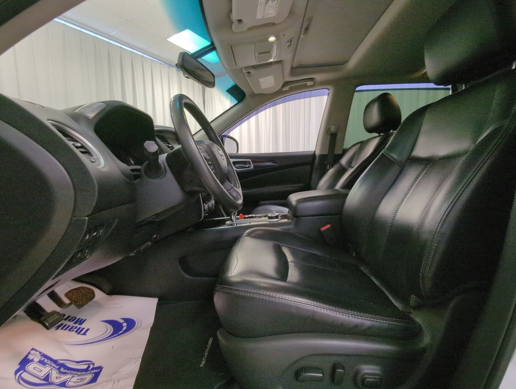 2015 Nissan Pathfinder SL in Dartmouth, Nova Scotia - 11 - w1024h768px