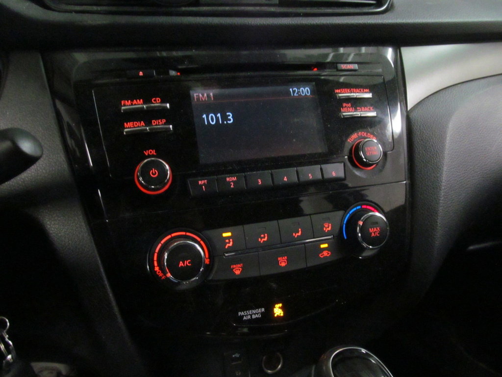 2018 Nissan Qashqai SV in Dartmouth, Nova Scotia - 6 - w1024h768px
