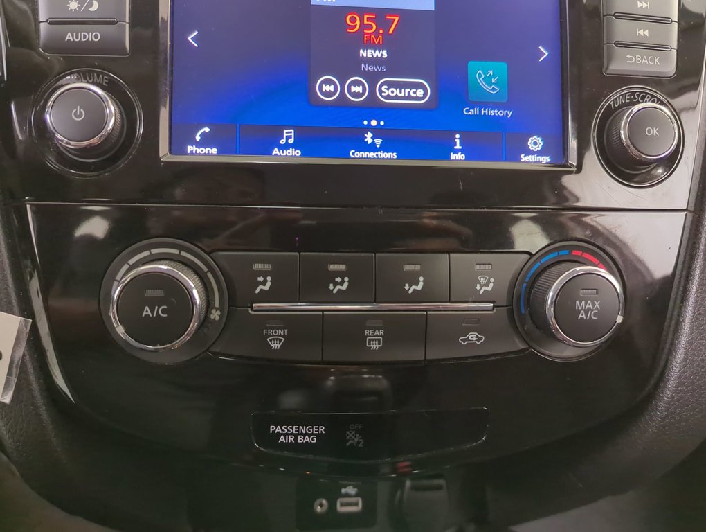 2020 Nissan Qashqai S in Dartmouth, Nova Scotia - 18 - w1024h768px