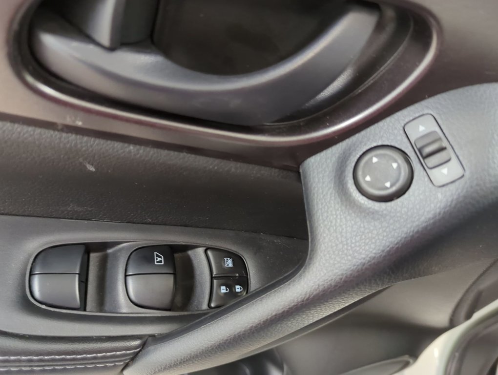 2022 Nissan Qashqai S in Dartmouth, Nova Scotia - 13 - w1024h768px