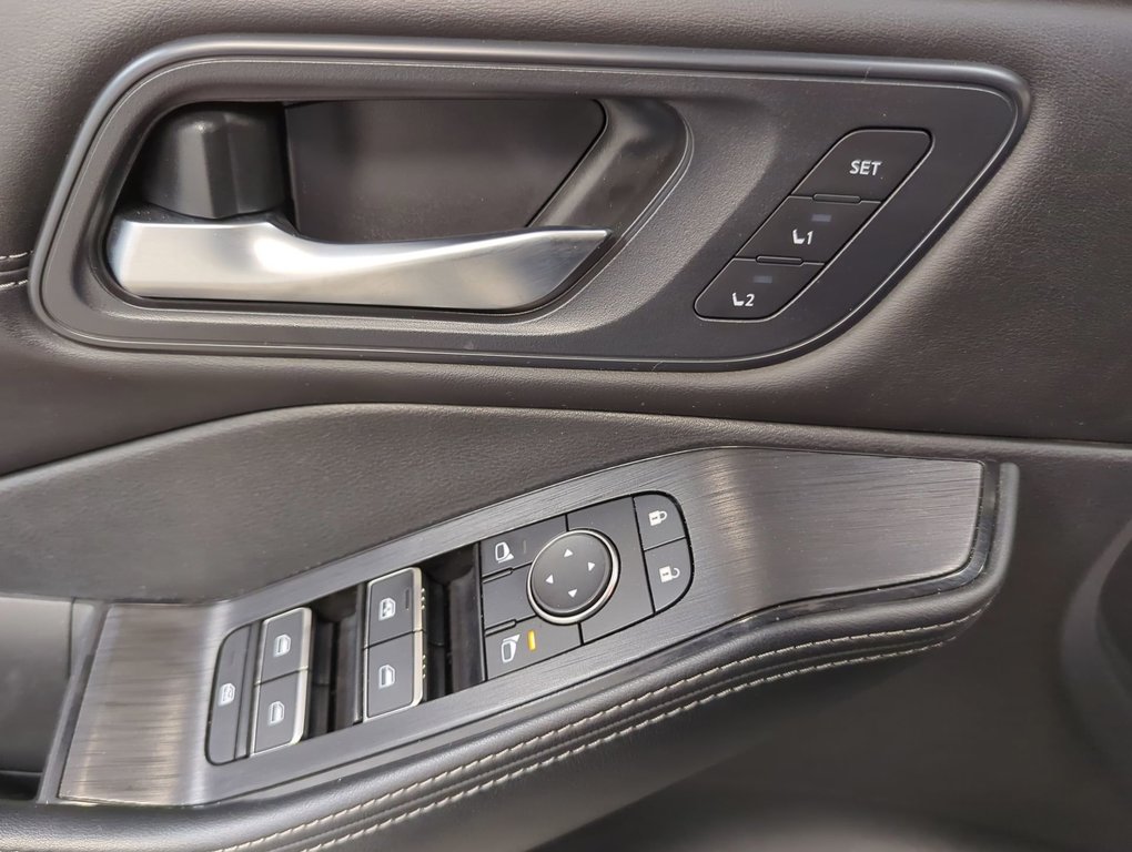 2023 Nissan Rogue SL in Dartmouth, Nova Scotia - 13 - w1024h768px