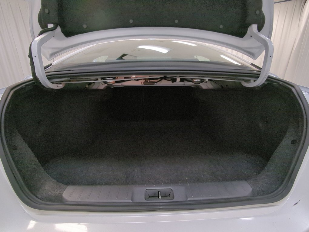 2021 Nissan Sentra SV in Dartmouth, Nova Scotia - 22 - w1024h768px