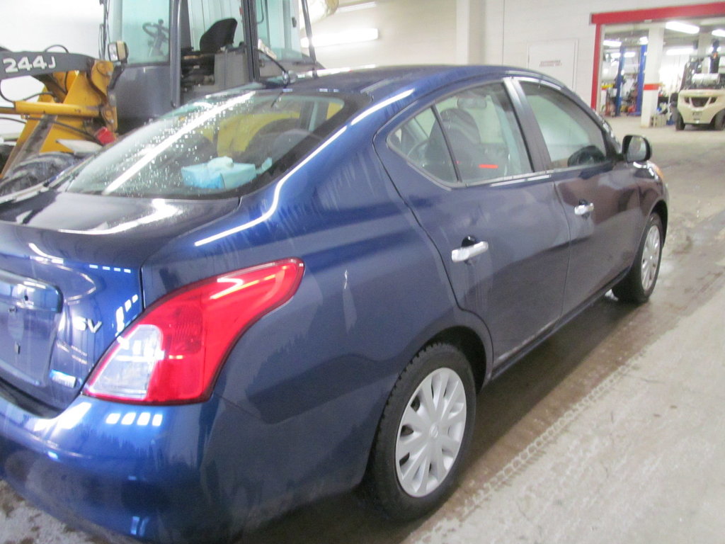 2012 Nissan Versa SV in Dartmouth, Nova Scotia - 4 - w1024h768px