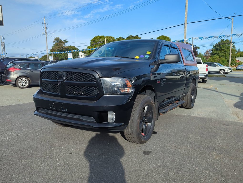 2019  1500 Classic Express Hemi V8 *GM Certified* in Dartmouth, Nova Scotia - 4 - w1024h768px