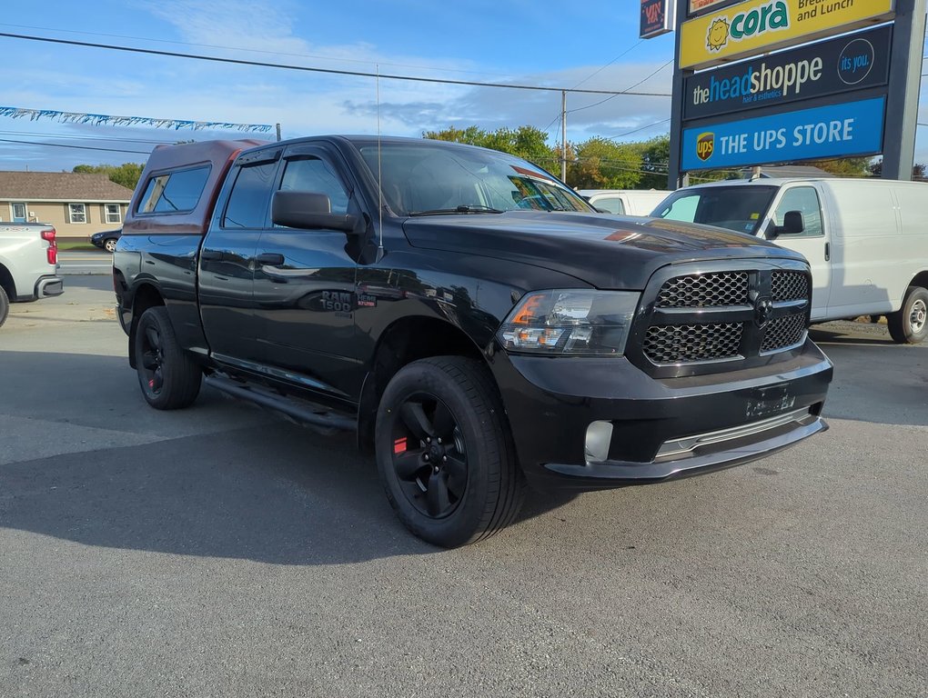 2019  1500 Classic Express Hemi V8 *GM Certified* in Dartmouth, Nova Scotia - 2 - w1024h768px