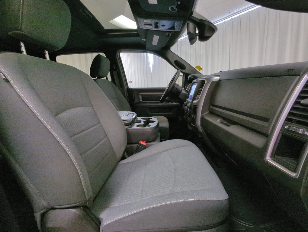 2022 Ram 1500 Classic Warlock in Dartmouth, Nova Scotia - 25 - w1024h768px