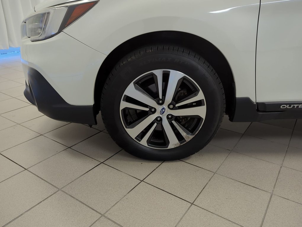 2019 Subaru Outback Limited in Dartmouth, Nova Scotia - 10 - w1024h768px