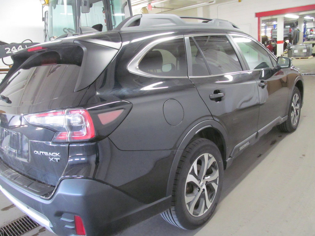 2022 Subaru Outback Limited XT in Dartmouth, Nova Scotia - 4 - w1024h768px