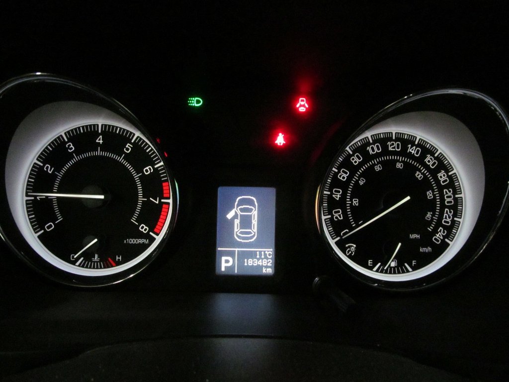 2013 Suzuki Kizashi S in Dartmouth, Nova Scotia - 5 - w1024h768px