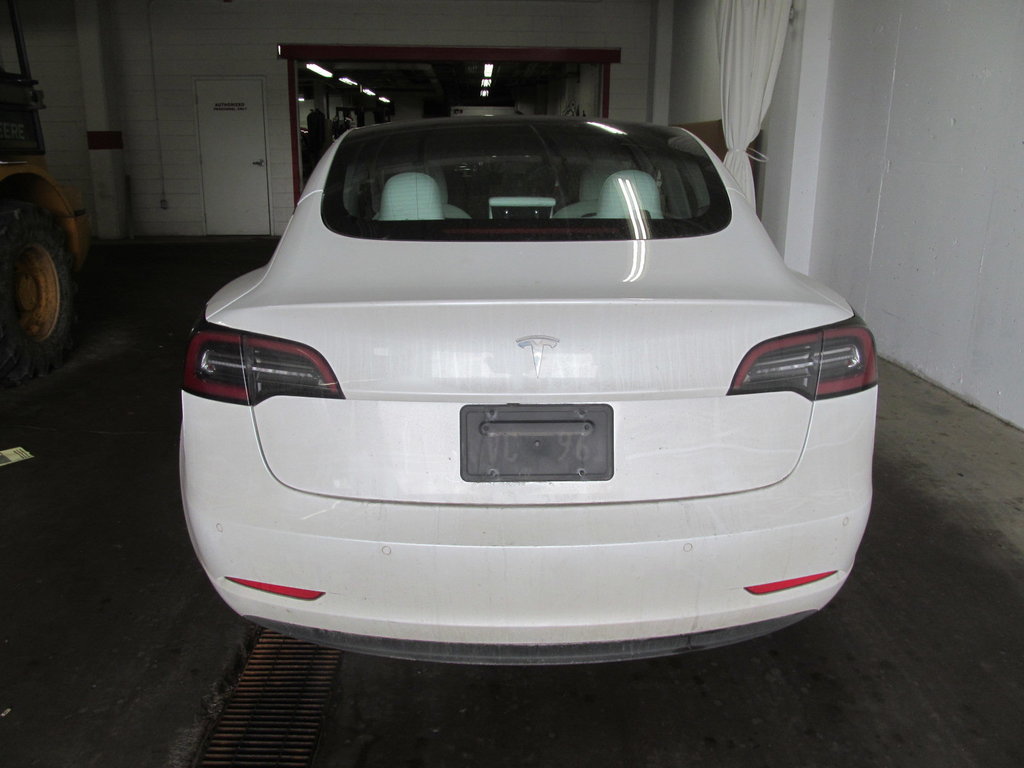 2021 Tesla MODEL 3 Standard Range Plus in Dartmouth, Nova Scotia - 3 - w1024h768px