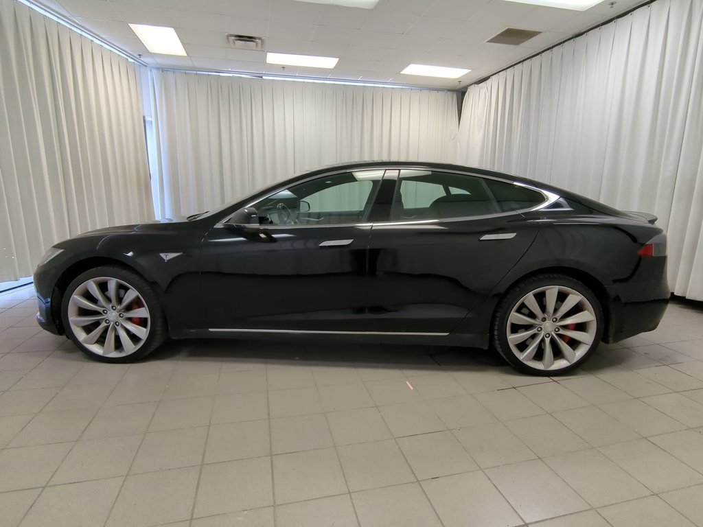 2015 Tesla Model S 85D in Dartmouth, Nova Scotia - 5 - w1024h768px