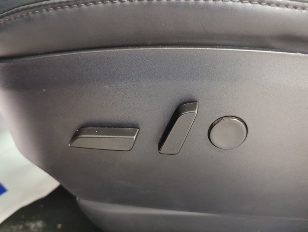 2021 Tesla Model X Long Range in Dartmouth, Nova Scotia - 12 - w1024h768px