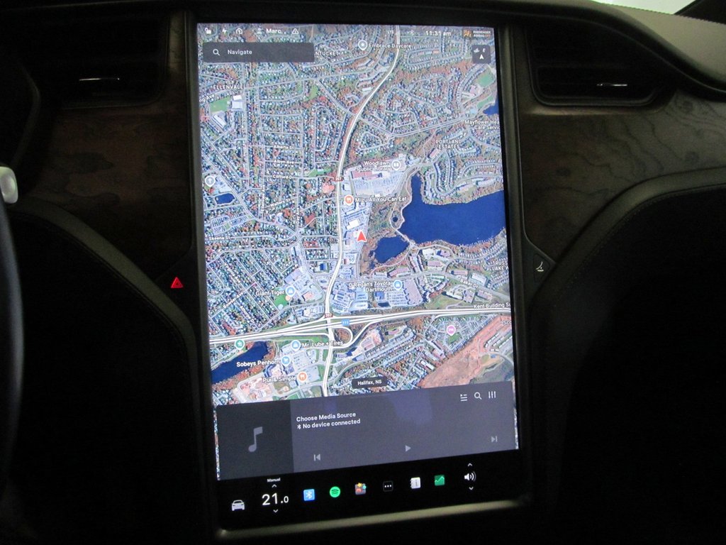 2021 Tesla Model X Long Range in Dartmouth, Nova Scotia - 5 - w1024h768px