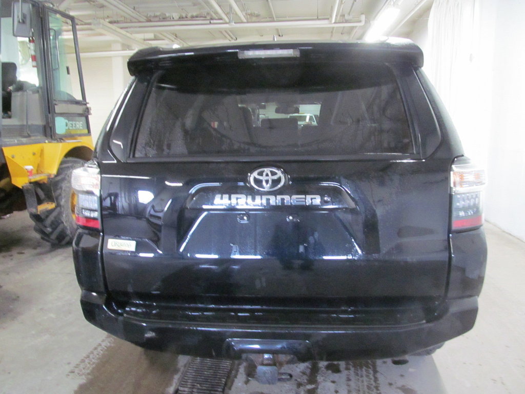 2016 Toyota 4Runner SR5 in Dartmouth, Nova Scotia - 3 - w1024h768px