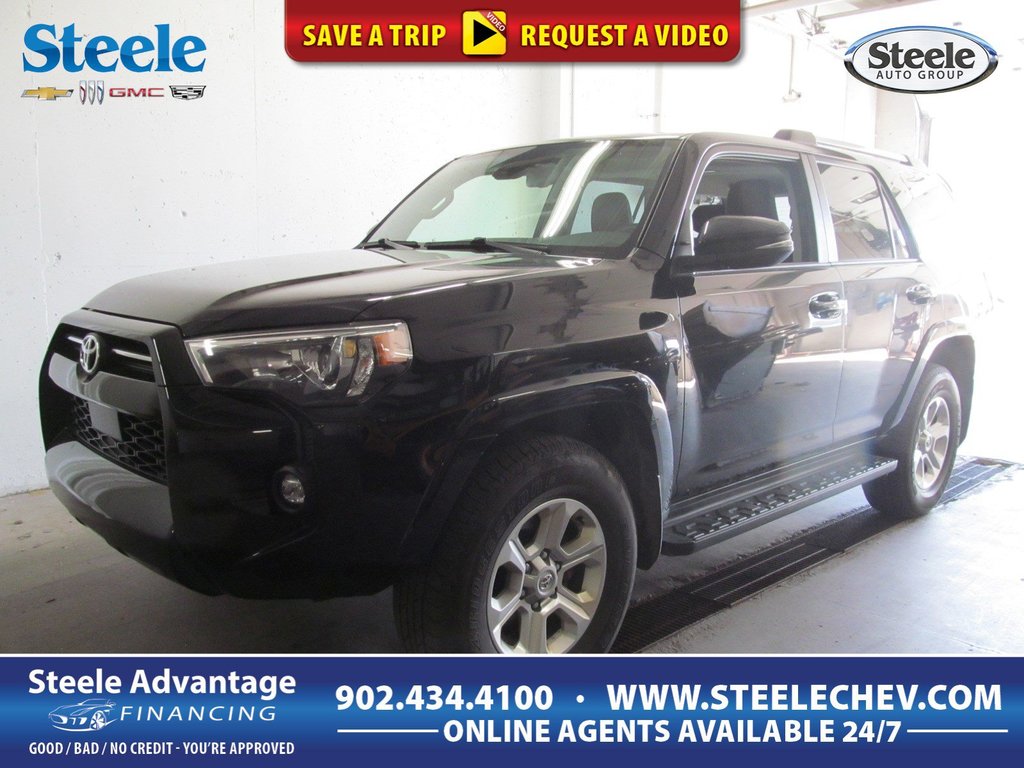 2023  4Runner Leather Sunroof 7 Seat *GM Certified* in Dartmouth, Nova Scotia - 1 - w1024h768px