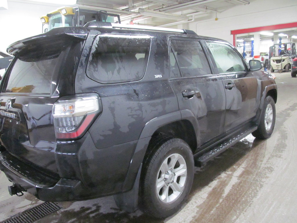 2024 Toyota 4Runner BASE Sunroof 7 Passenger *GM Certified* in Dartmouth, Nova Scotia - 4 - w1024h768px