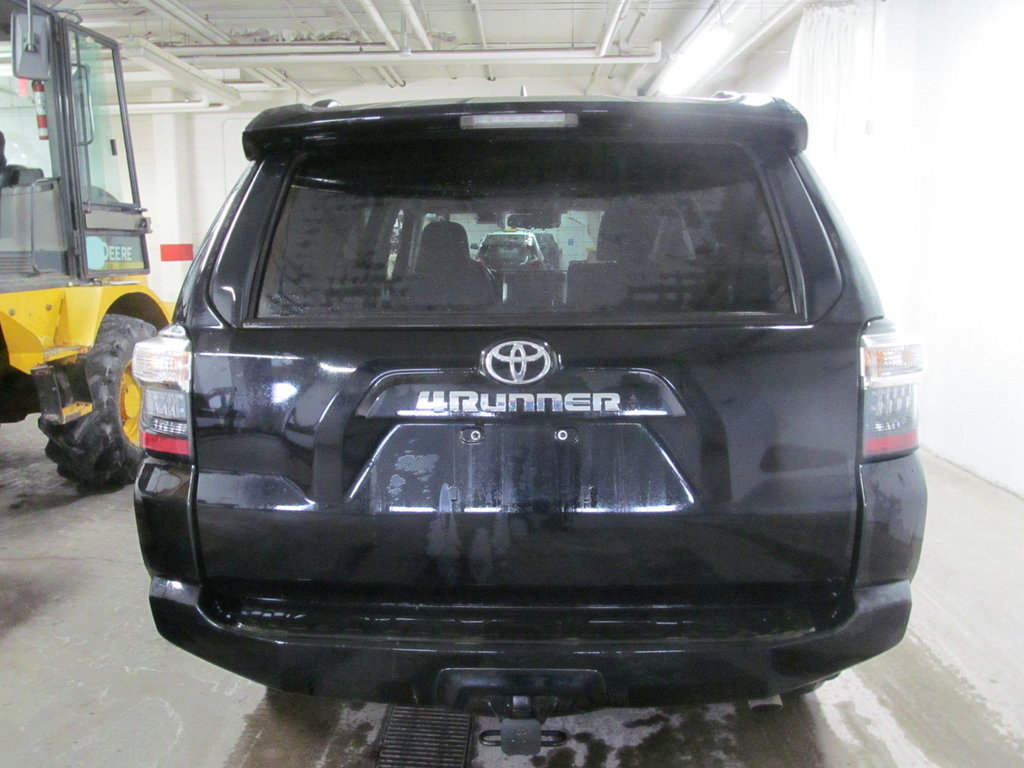 2024 Toyota 4Runner BASE Sunroof 7 Passenger *GM Certified* in Dartmouth, Nova Scotia - 3 - w1024h768px