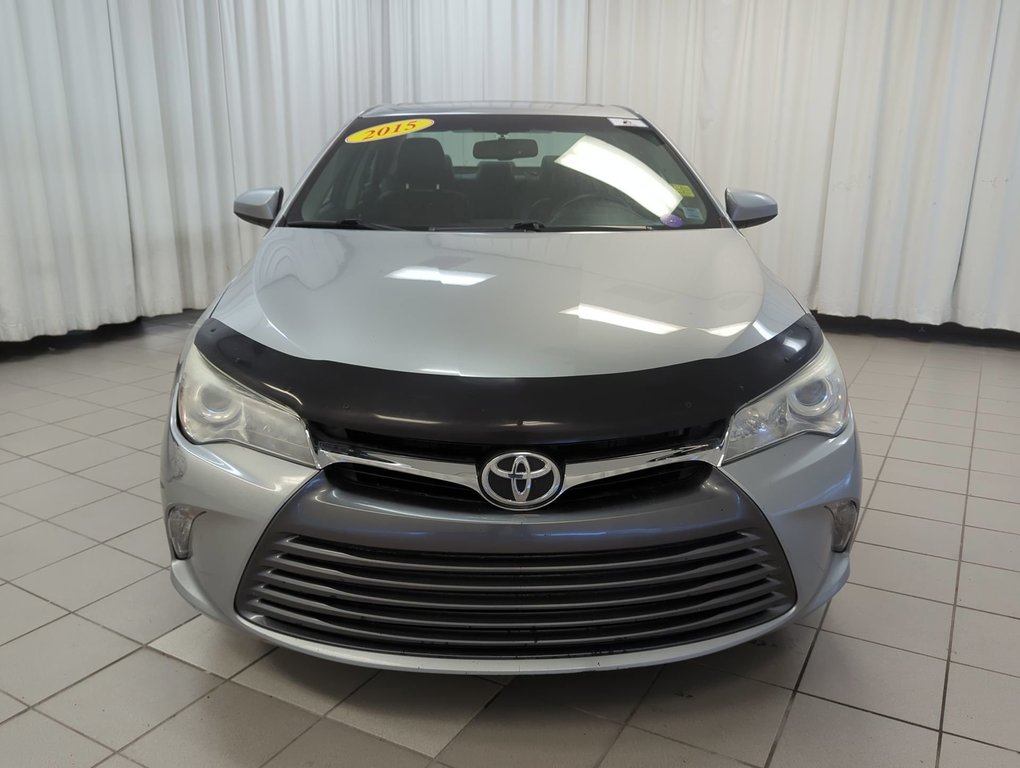 2015 Toyota Camry XLE in Dartmouth, Nova Scotia - 3 - w1024h768px