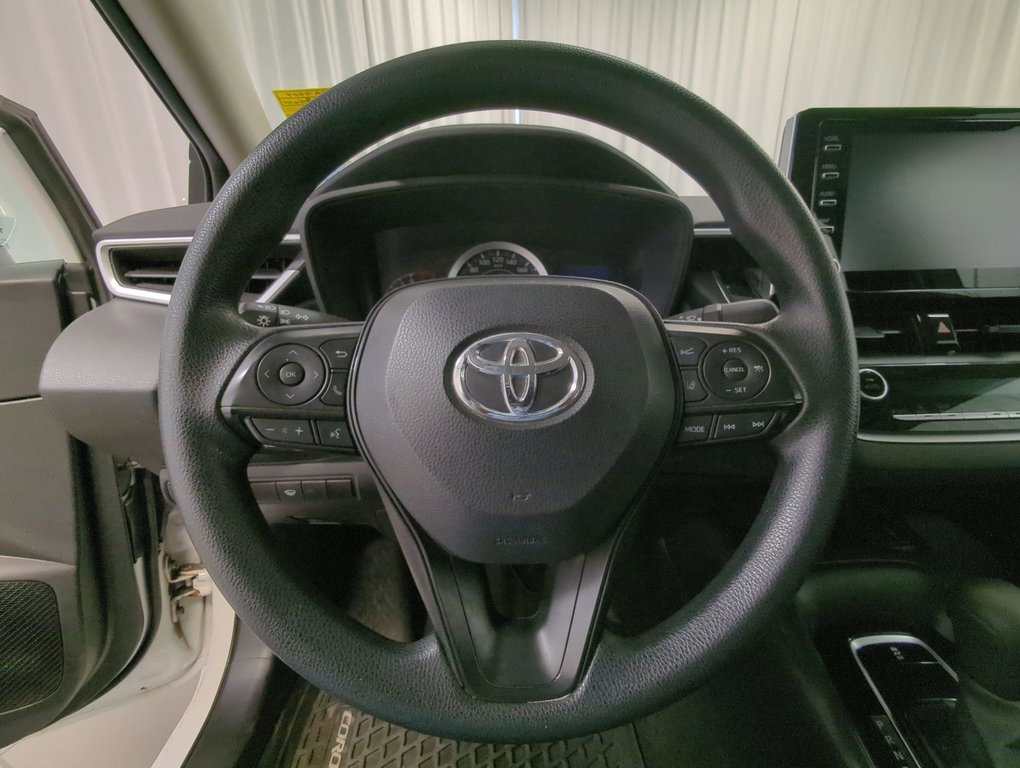 2021 Toyota Corolla LE in Dartmouth, Nova Scotia - 14 - w1024h768px