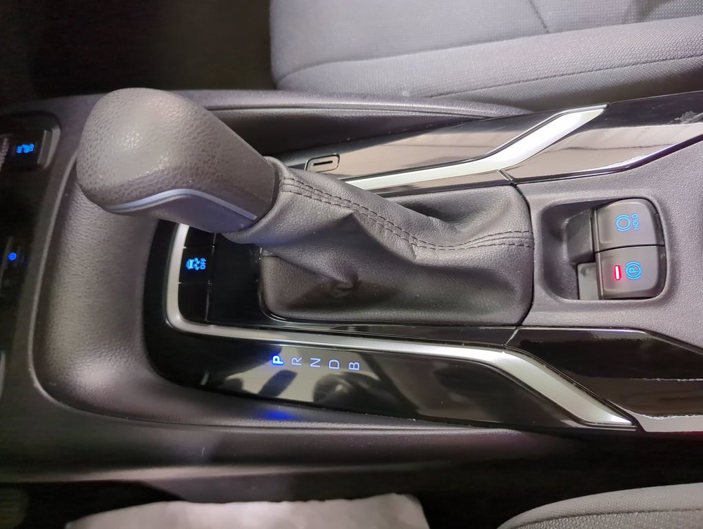2022 Toyota Corolla LE Sunroof Alloys *GM Certified* in Dartmouth, Nova Scotia - 19 - w1024h768px
