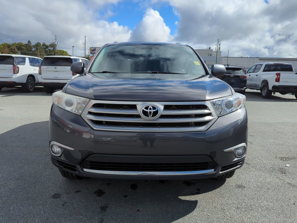 2013  Highlander BASE in Dartmouth, Nova Scotia - 3 - w1024h768px